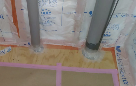 配管,電気の貫通部,防湿気密シート