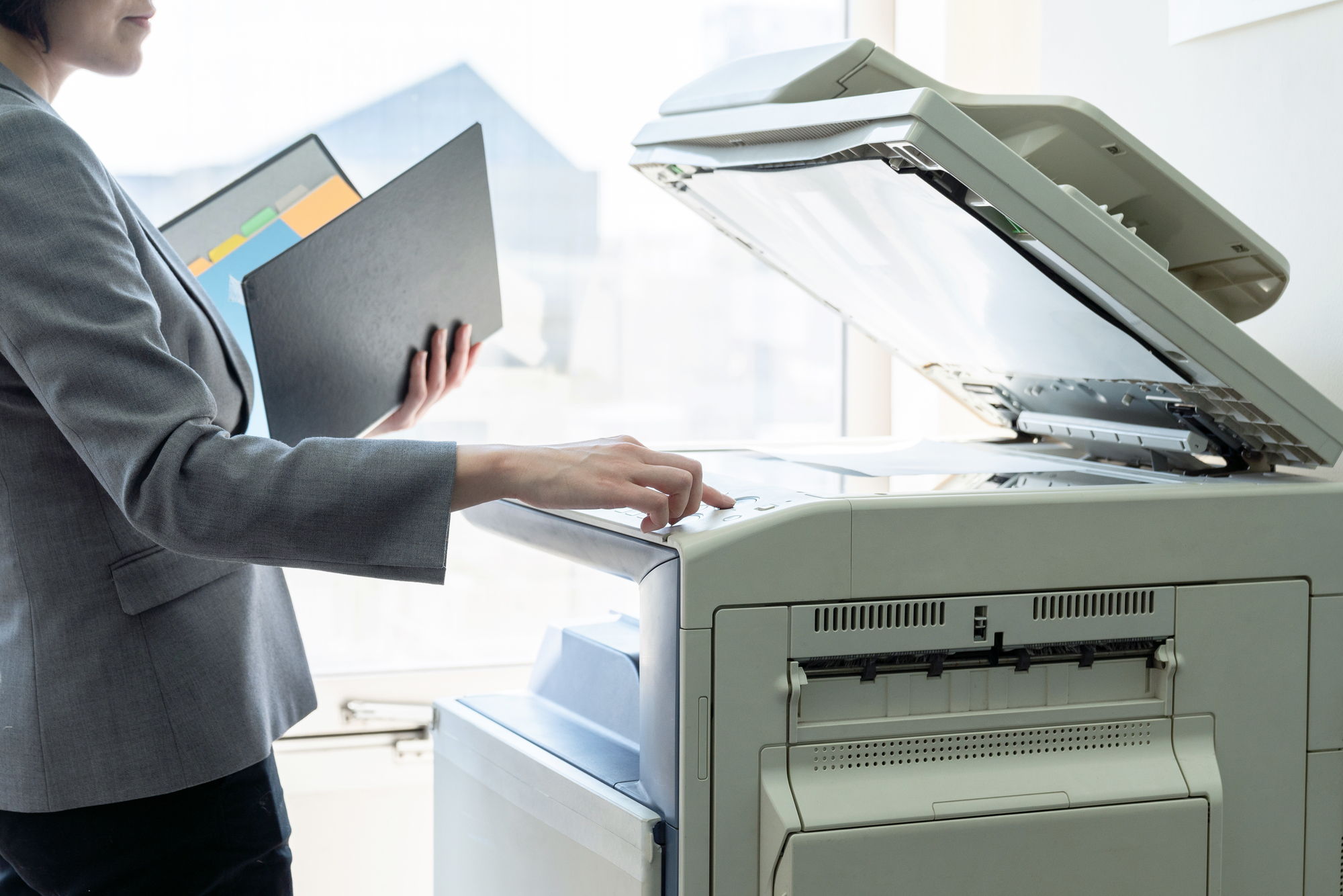 【全国対応】不動産会社がコピー複合機を安くお得に導入する完全ガイド｜コスト削減と業務効率化の秘訣