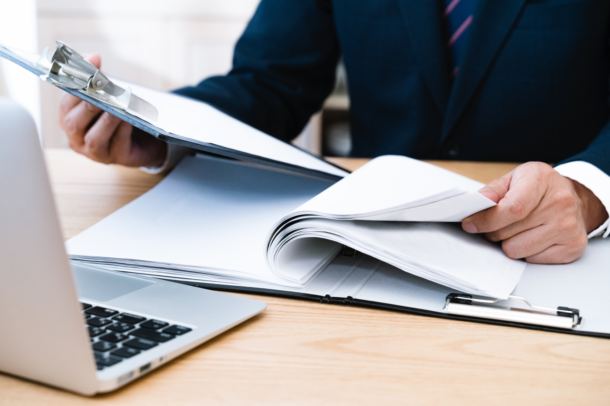 不動産開業に必要な初期費用と運営コストの内訳｜1人開業・小規模経営のリアルな費用感