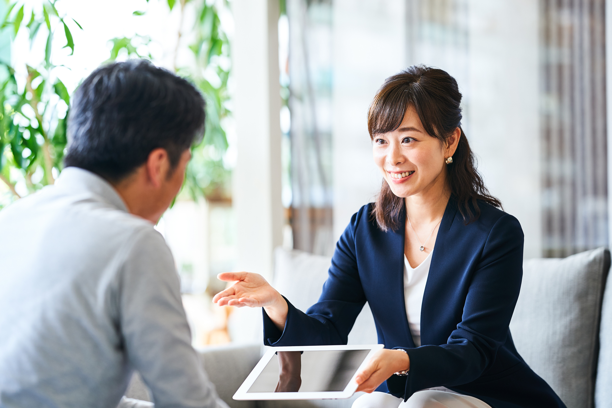 個人事業主として不動産業を始めるメリット・デメリットを徹底比較