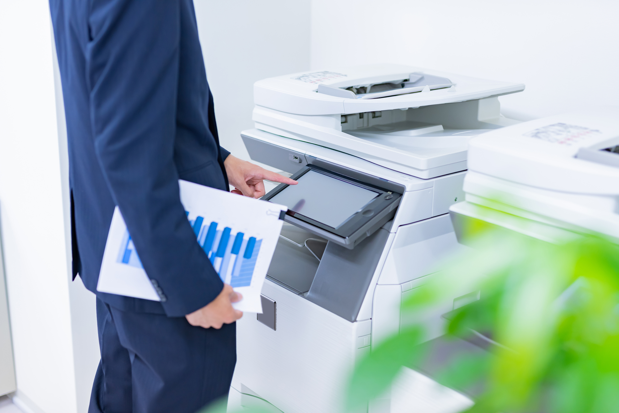 不動産会社の開業にFAXは必要？宅建業免許における要件と設置の可否を解説