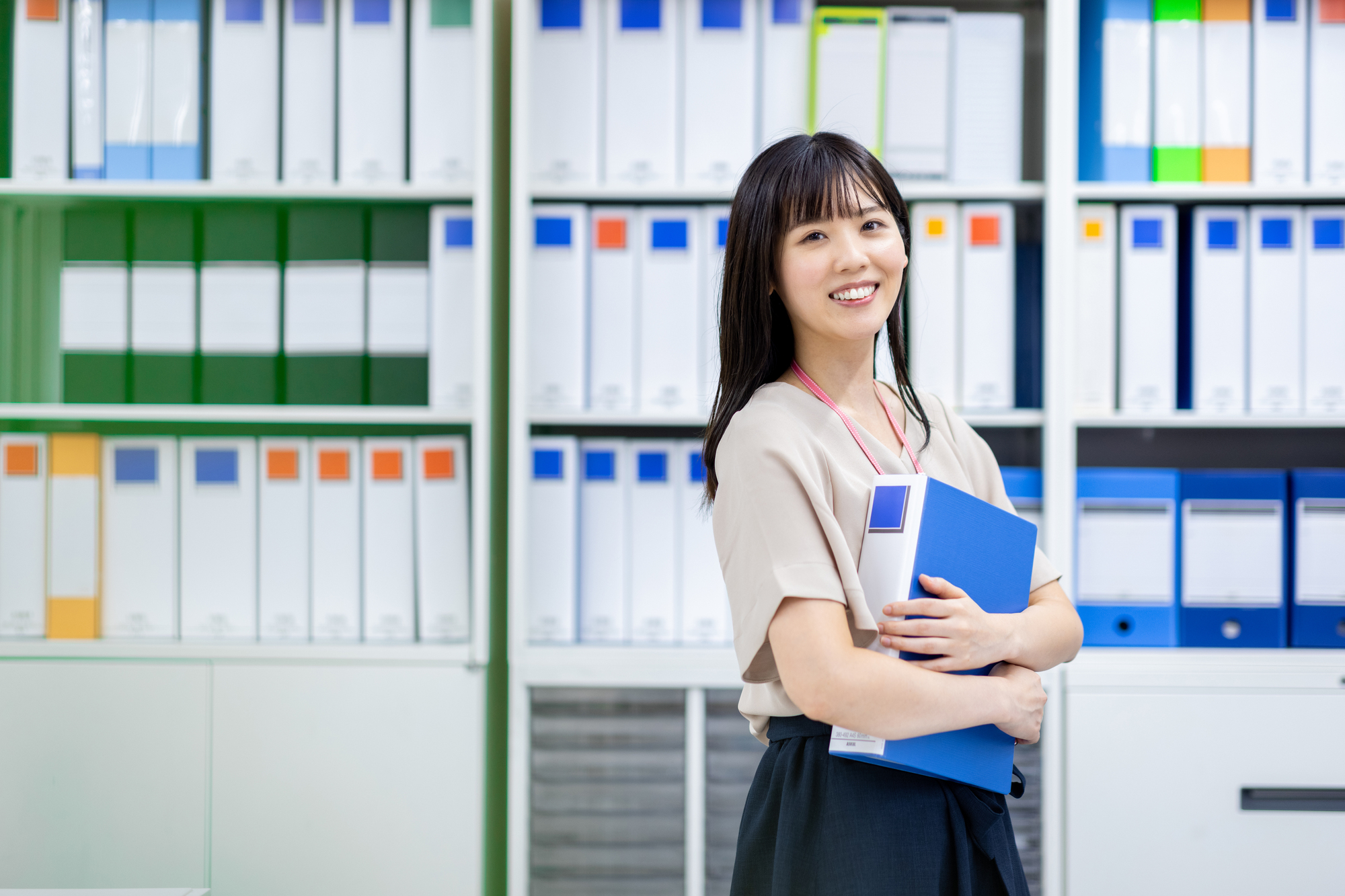 受付を雇うべき？不動産開業時に電話・来客対応を外注するメリットと判断ポイント