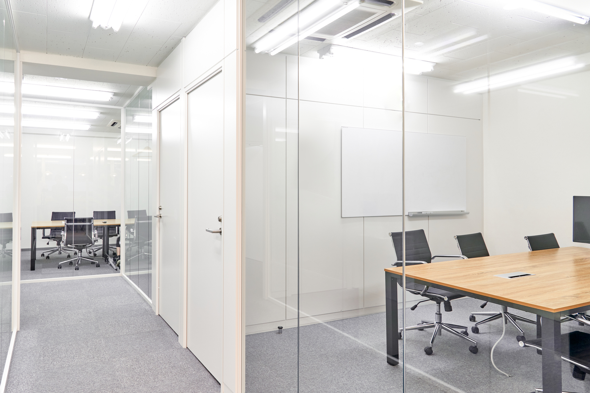 THE HUBで不動産会社は開業できる？宅建業免許の取得条件と注意点を解説