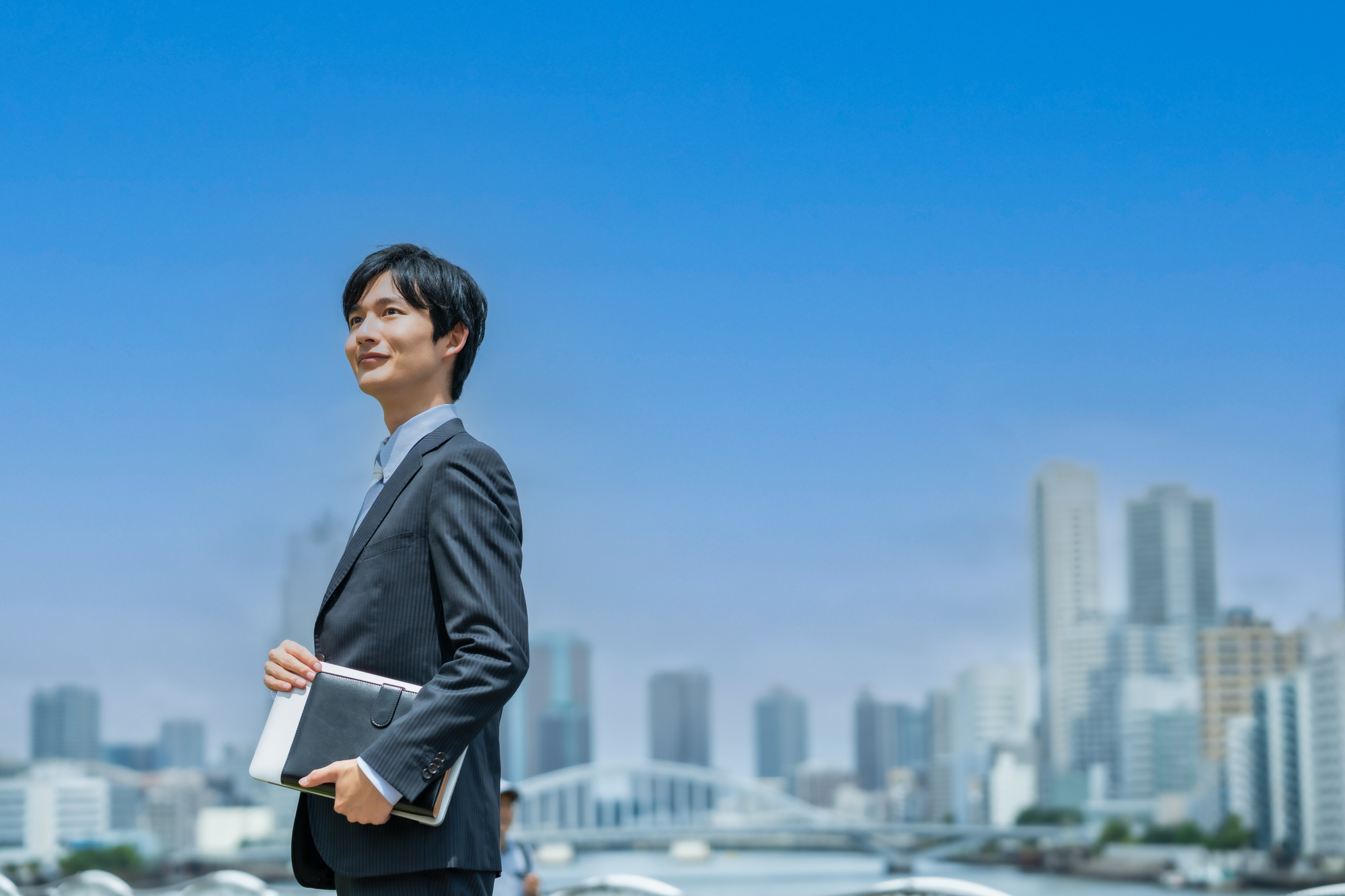 不動産開業前に会社名を決めるときの注意点｜商標・登記・重複チェックの方法も解説