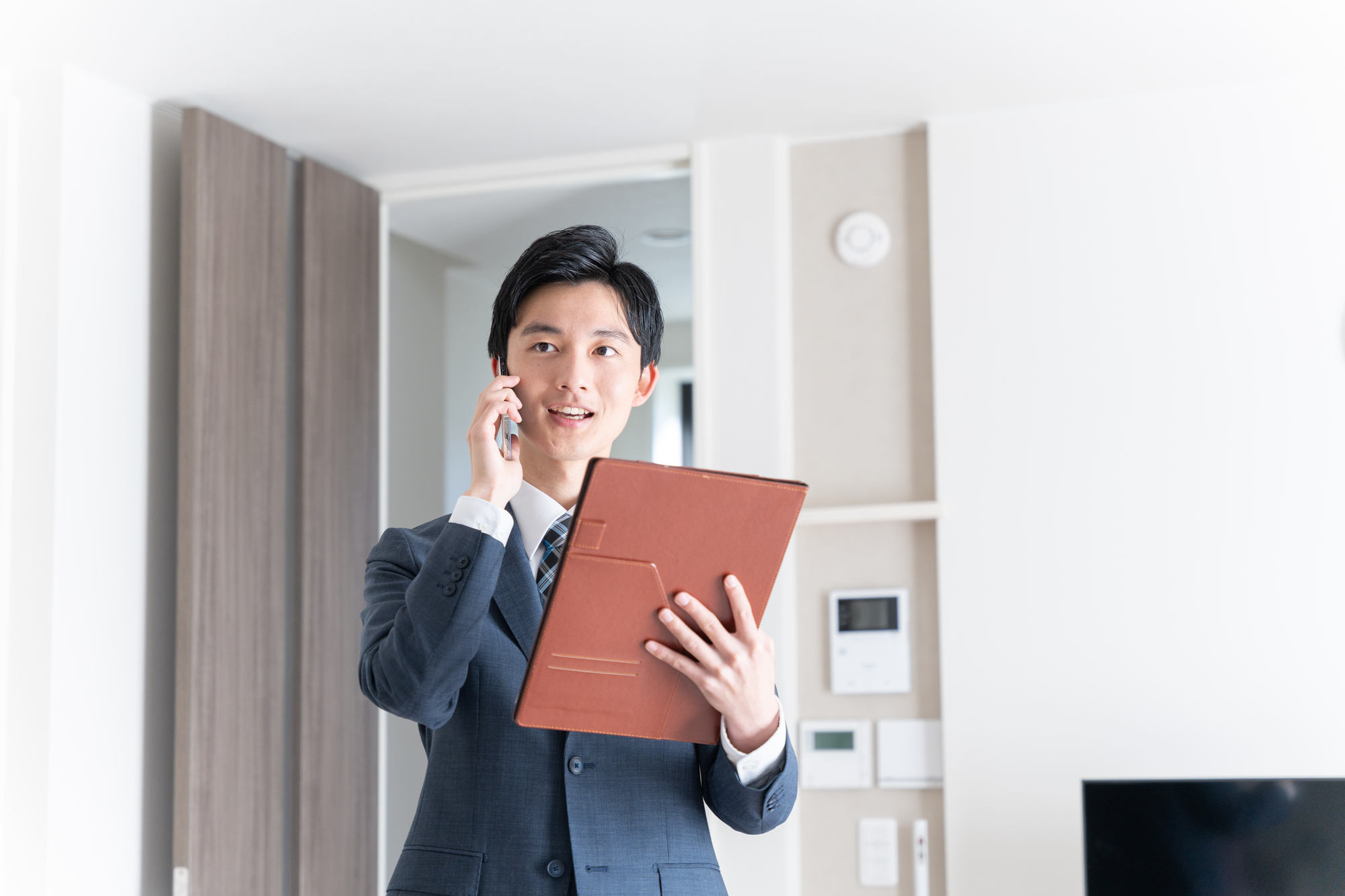 不動産会社開業直後からできる集客方法｜SNS・MEO・チラシ・人脈活用