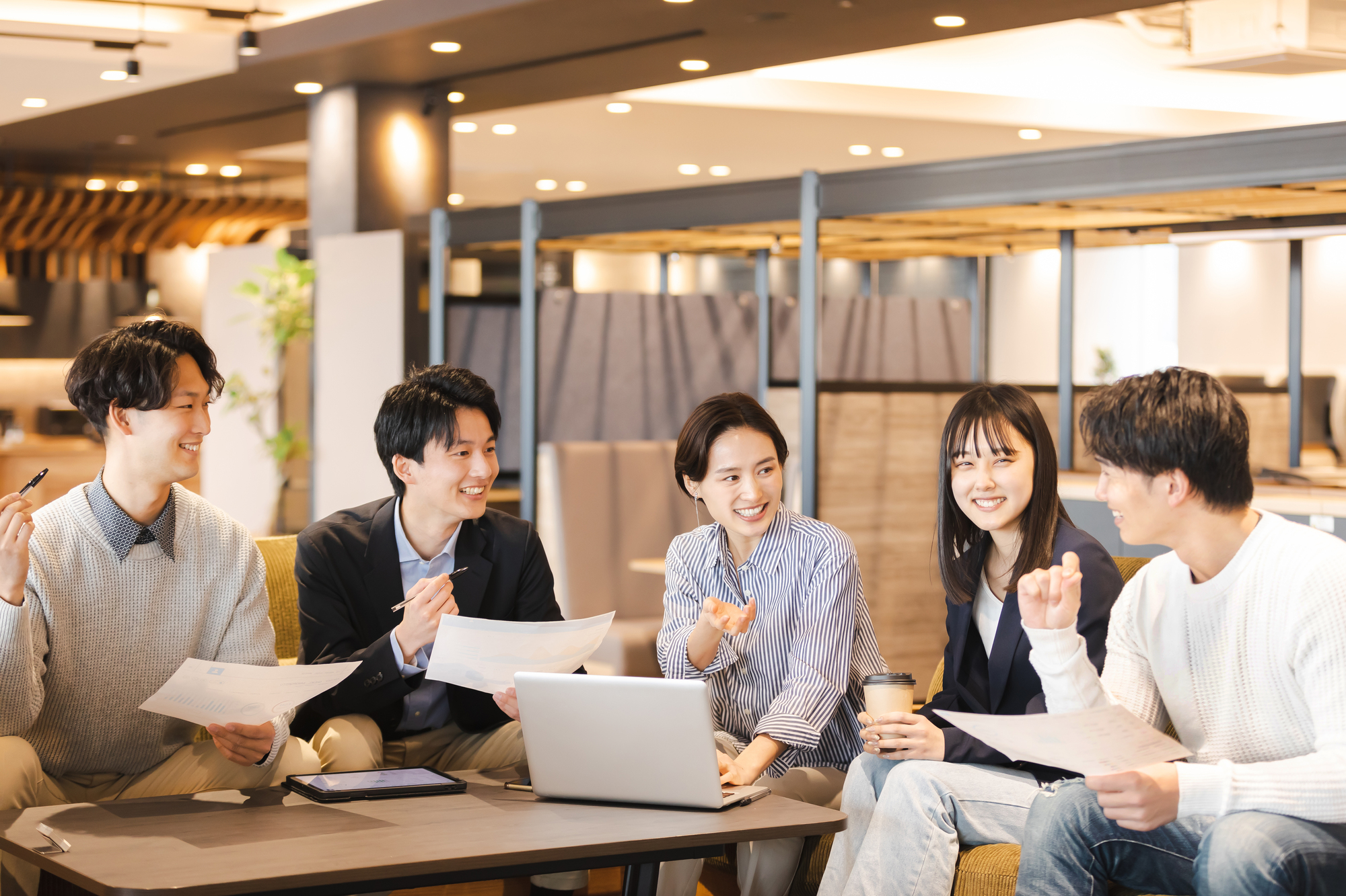 オフィスコストを抑えて不動産会社を開業する方法｜初期費用を最小限にする実践アイデア