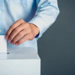 【パブリック・コメントは「規制強化の予告編」である】不動産業界の未来を先読みする戦略的情報収集術